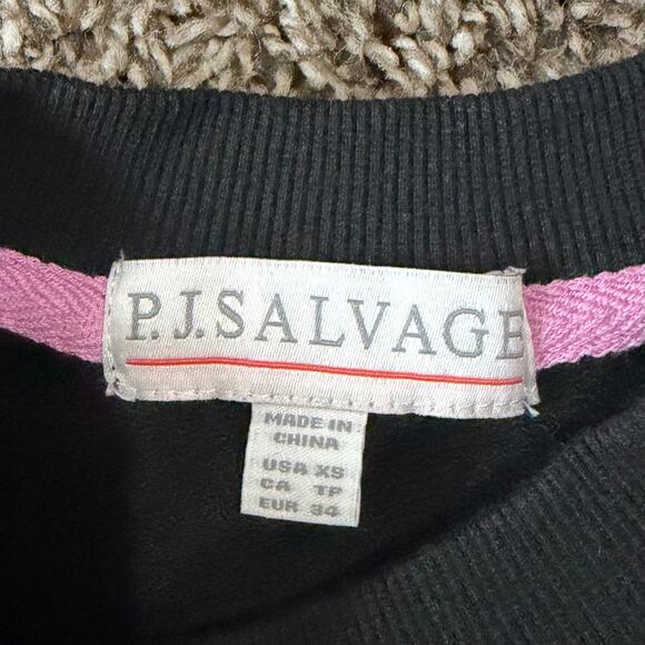 P.J. Salvage Women's Daily Doodle Pajama Top XS Black Embroidered Stars NWT - Picture 7 of 9